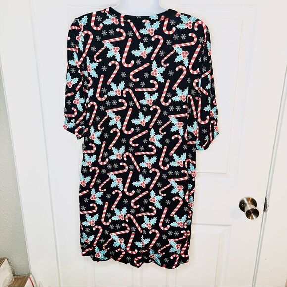 Modcloth Winning Them Over Short Sleeve Holiday Top Black Candy Cane 1X NWT - Picture 7 of 11